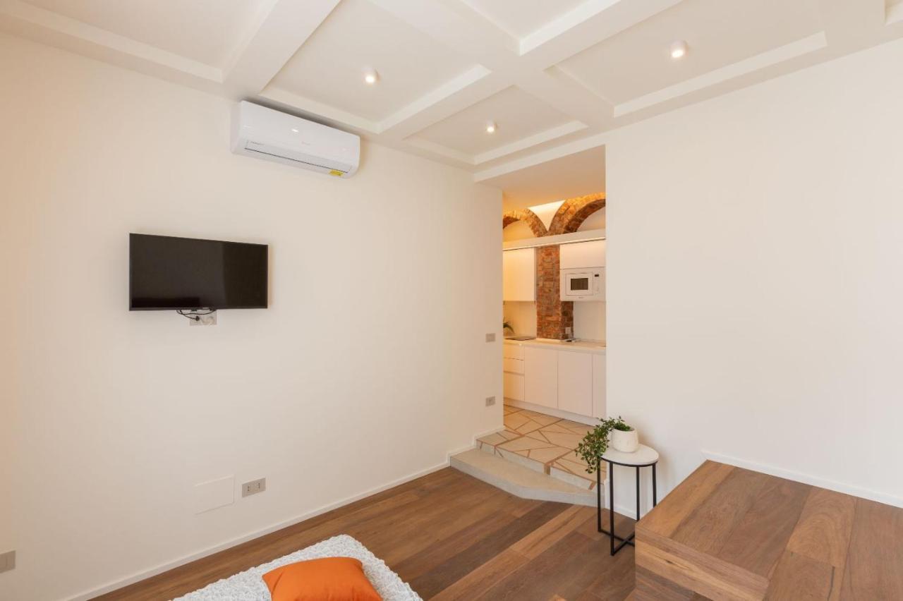 Nd4 -loreto - Duomo- Minimal House Apartment Mailand